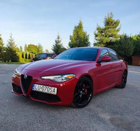 lubelskie Alfa Romeo Giulia cena 97500 przebieg: 112000, rok produkcji 2018 z Lublin